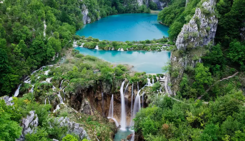 Warsaw | Krakow | Bratislava | Budapest | Zagreb | Plitviče Lakes | Ljubljana | Bled | Vienna | Prague | Dresden | Berlin